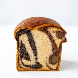 Cozonac cu nucă, mac și rahat